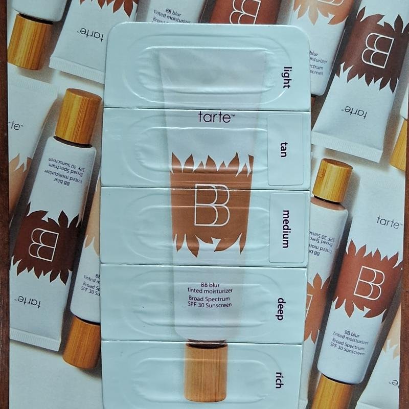 Sephora 10 Pieces Samples / Travel Size Including Beauty Blender Hydro Grip C