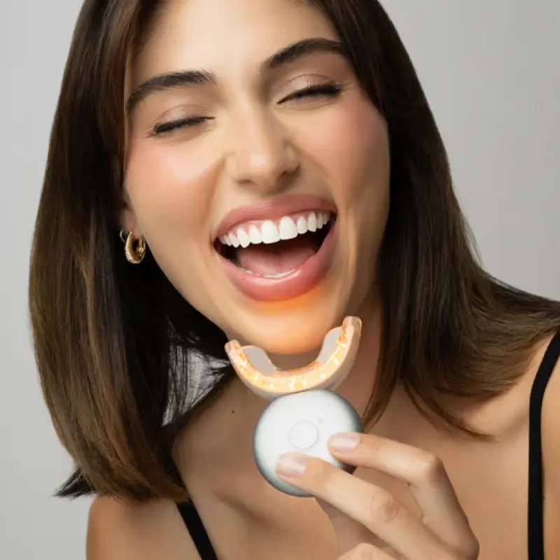 MOON ORAL BEAUTY Platinum Pro Glow Teeth Whitening Device