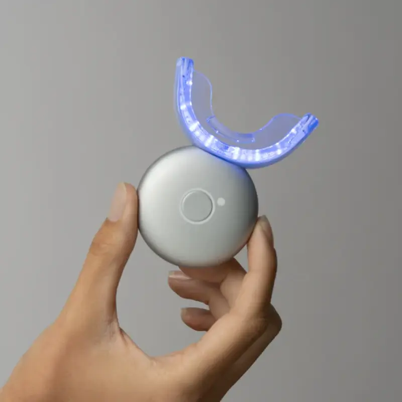 MOON ORAL BEAUTY Platinum Pro Glow Teeth Whitening Device