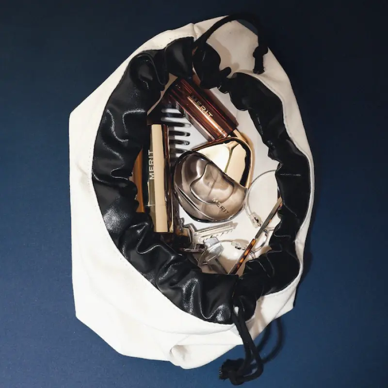 MERIT  Retrospect L’Extrait de Parfum