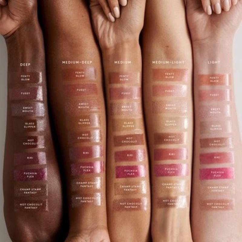 Fenty Beauty Gloss Bomb Universal Lip Luminizer -Riri